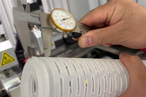 Desarrollo de la soldadura de tapas de extremos de cartuchos de filtro