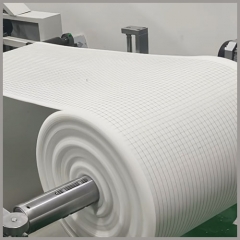 Línea de máquinas para fabricar filtros de aire HVAC: filtros de aire plisados con marco de cartón.